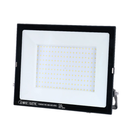 Світлодіодний LED прожектор 200W 6400K 18000Lm IP65 чорний